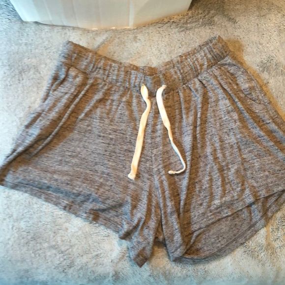 GAP Other - GAP loose shorts with drawstring /pockets/Med/soft/lightweight /wide waistband